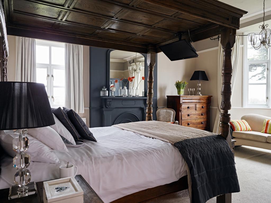 Wollaston Lodge Bed And Breakfast Exteriör bild